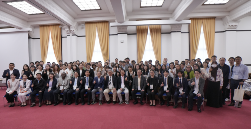 燕之屋受邀出席第四屆生物活性肽國際研討會(huì )